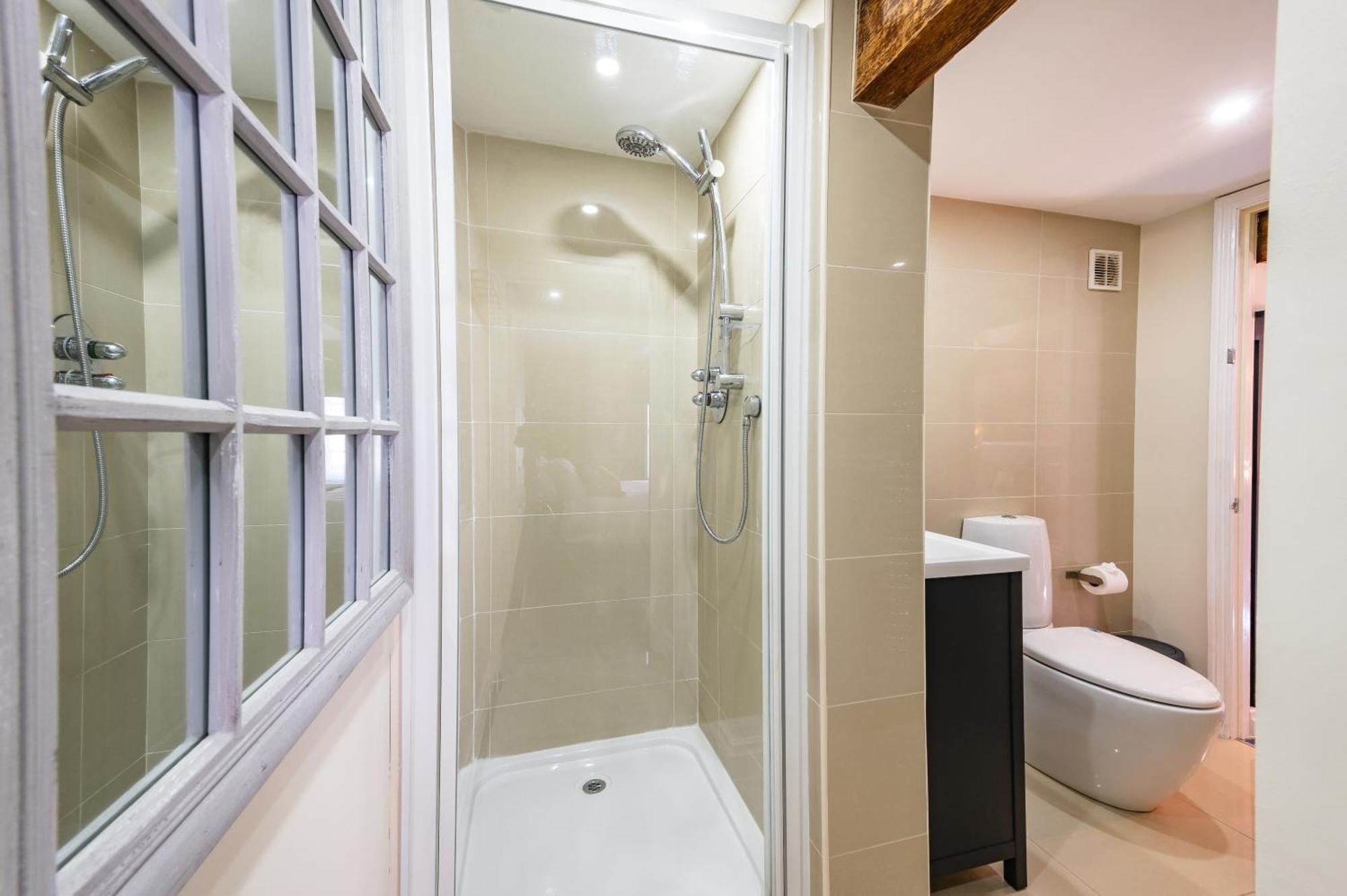 Luxury Town Centre Loft Apartment In Converted Granary Stamford Ngoại thất bức ảnh